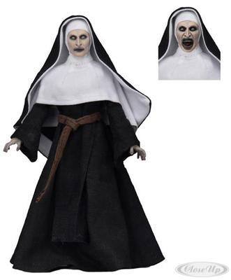 The Nun 8´´ Clothed Figure Actionfigur mit Stoffkleidung